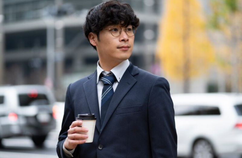 CEO David Minh Quân là người định hướng chiến lược nội dung và uy tín thương hiệu V99